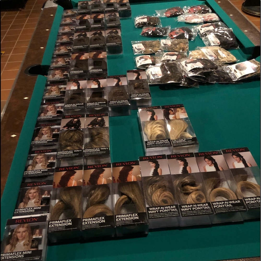 ENTIRE LOT of Hair extensions NEW